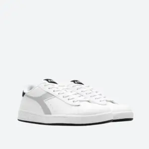 Diadora TORNEO - Scarpe da ginnastica - bianco